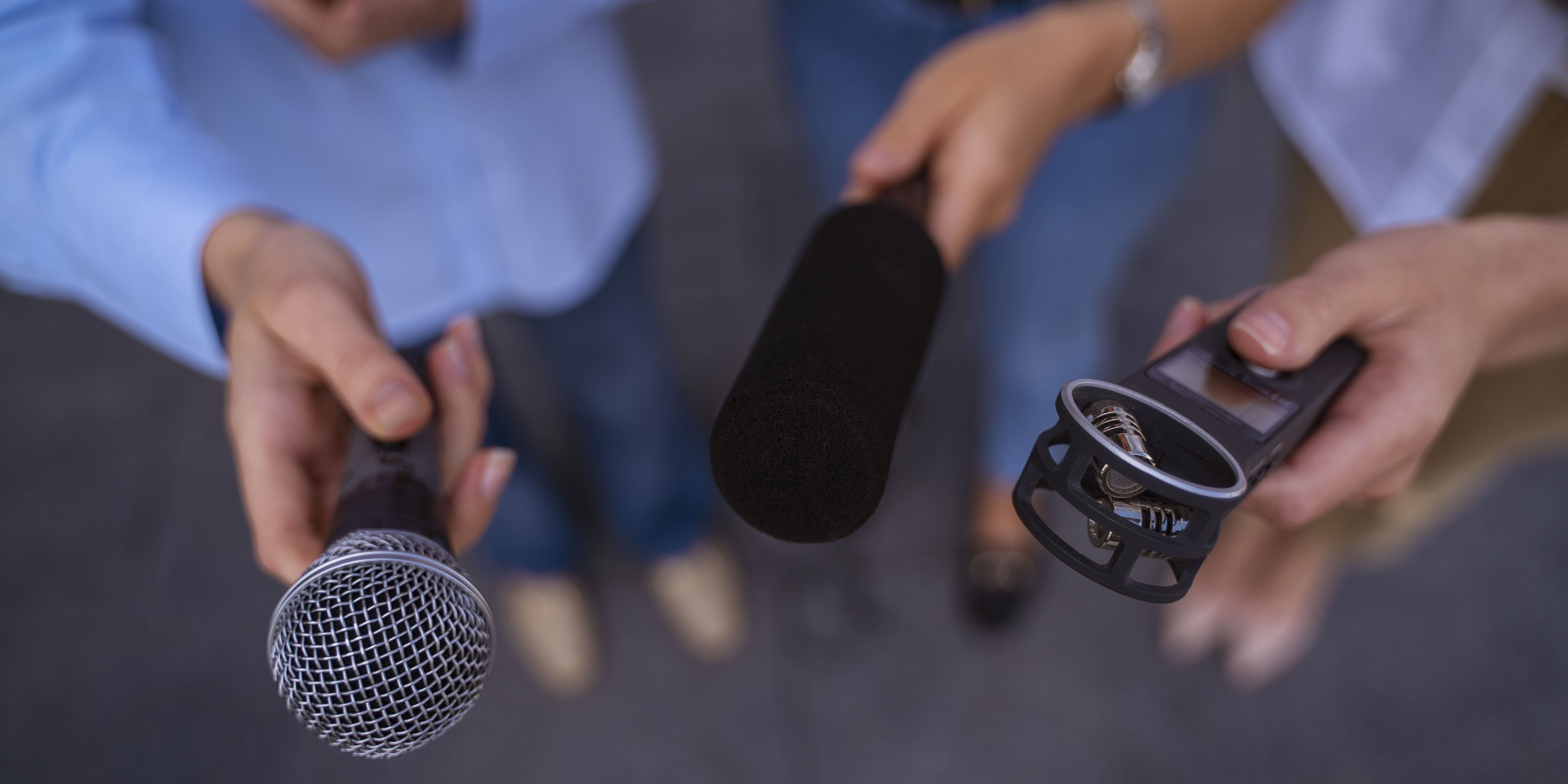 press-reporter-fallowing-leads-case