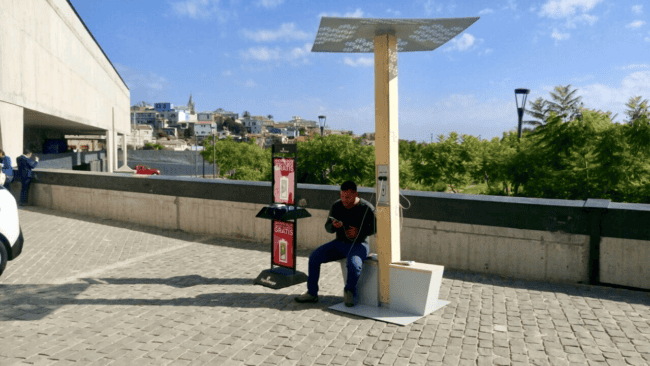Yupcharge SmartFurniture Soleo Solar