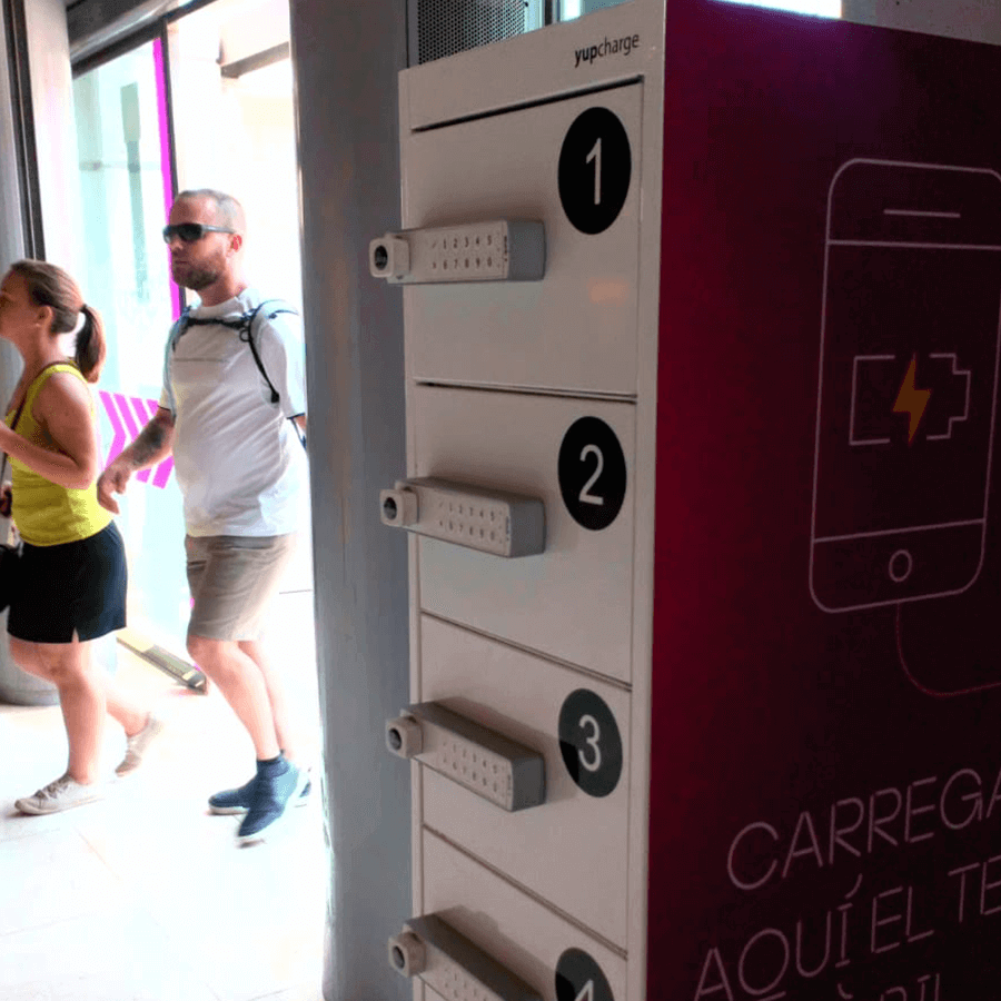 Yupcharge-Cargador móvil taquillas PopRock-CCLasArenas