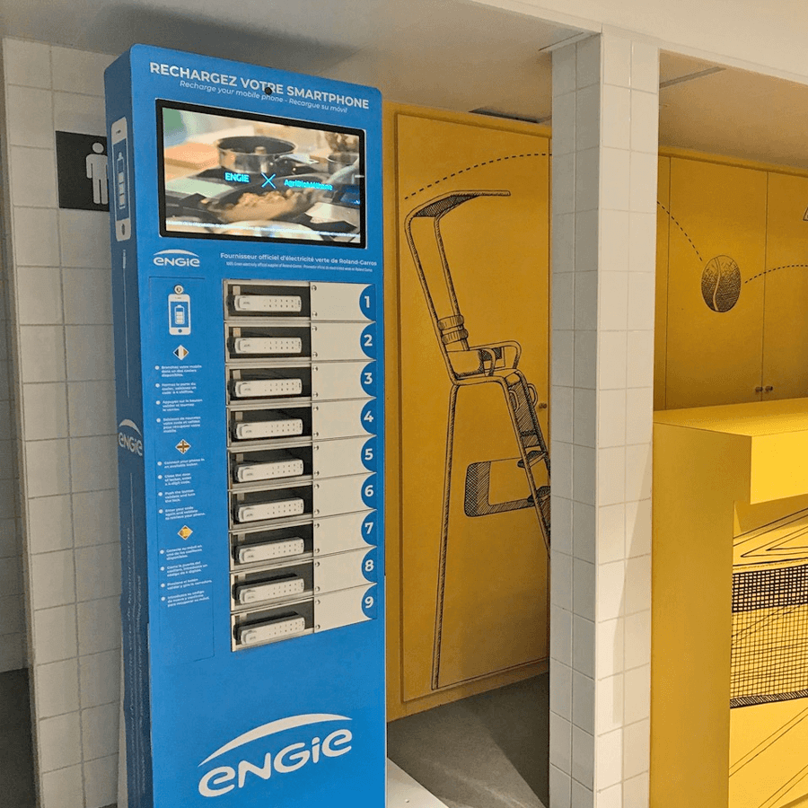 Yupcharge-Roland Garros-cargador móvil taquilla TwistDS2