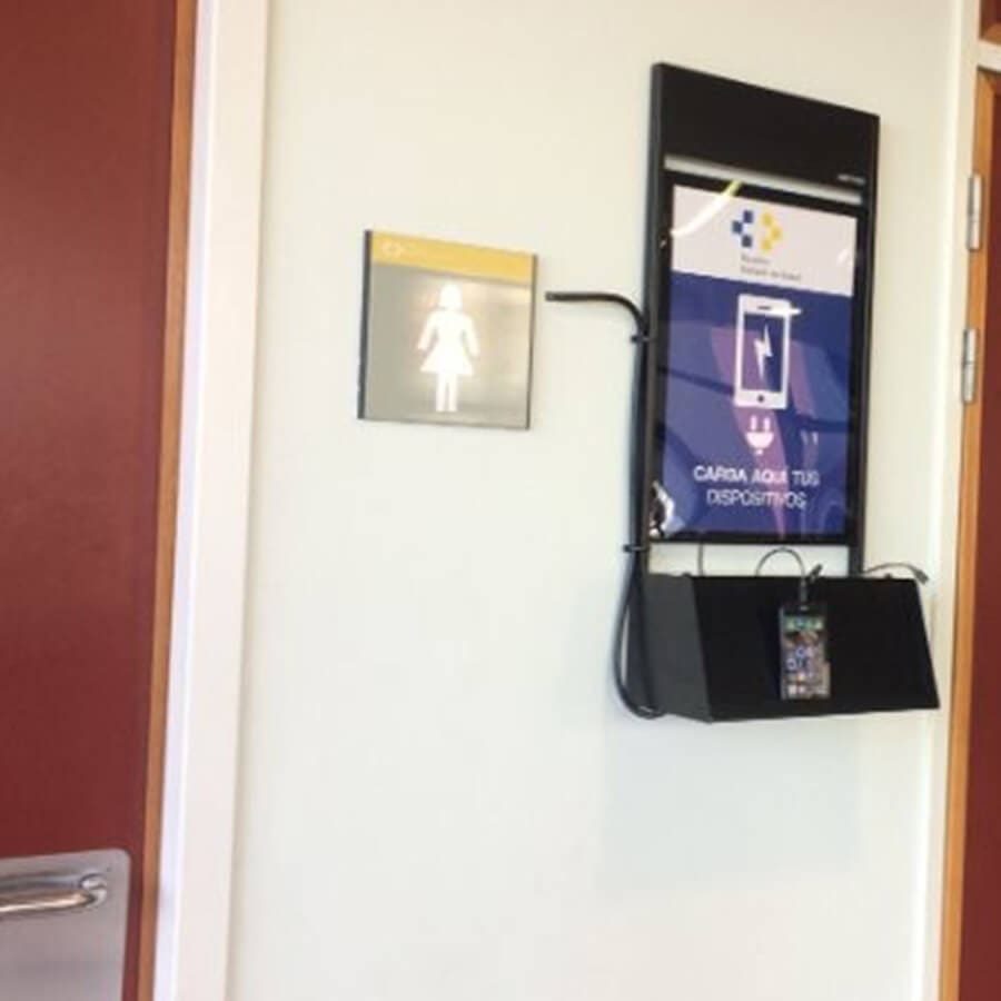 Yupcharge Cargador para móviles Totem HipHop Hospital Insular Canarias