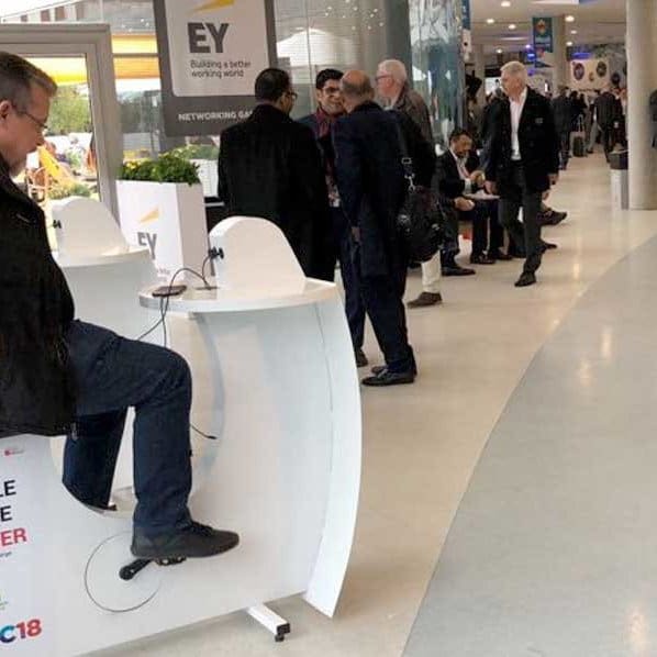 Yupcharge Mobiliario inteligente YupBike Yupcharge Cargadores de móviles SmartFurniture YupBike para eventos MWC18
