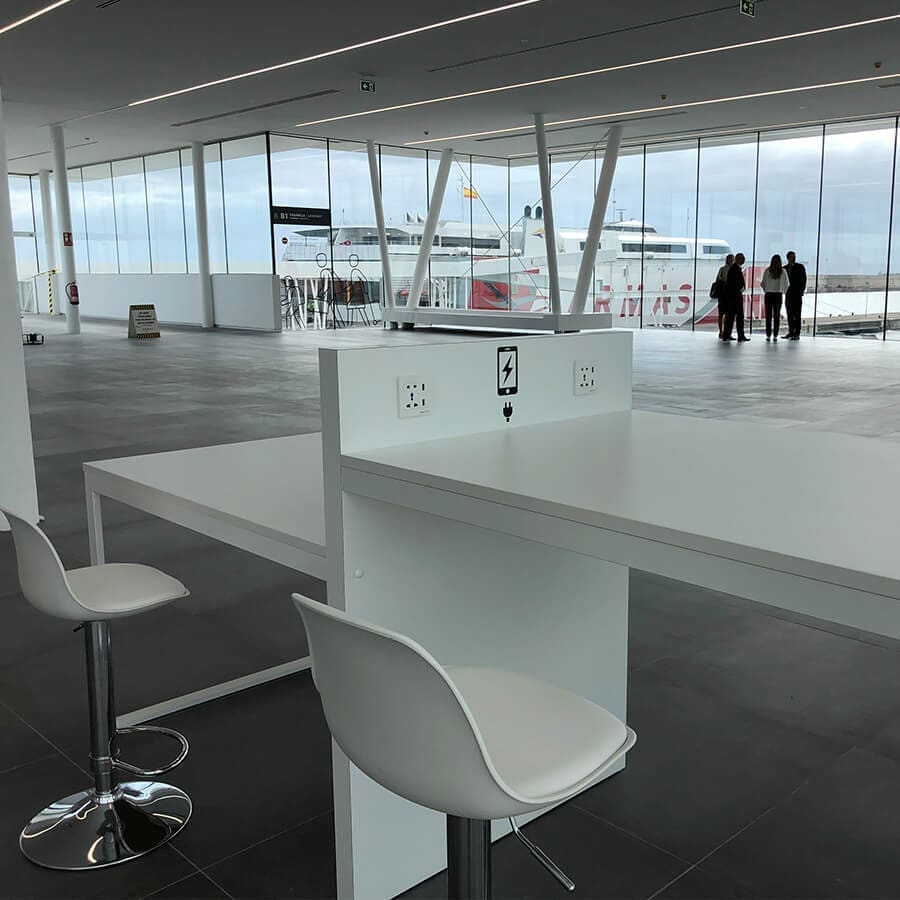 Yupcharge SmartFurniture SKA